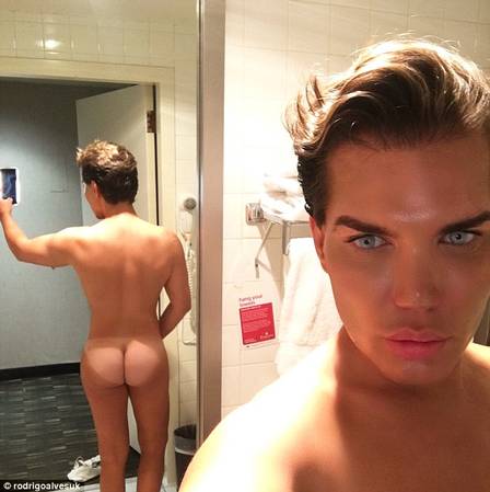 Rodrigo Alves, versão humana do boneco Ken