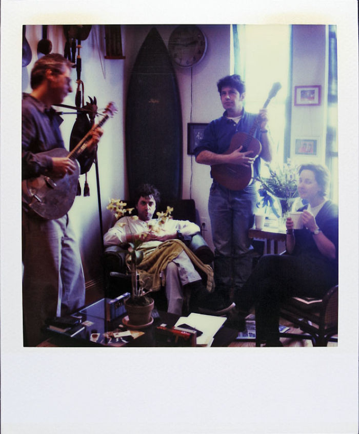Por 18 anos, fotógrafo tirou Polaroid por dia