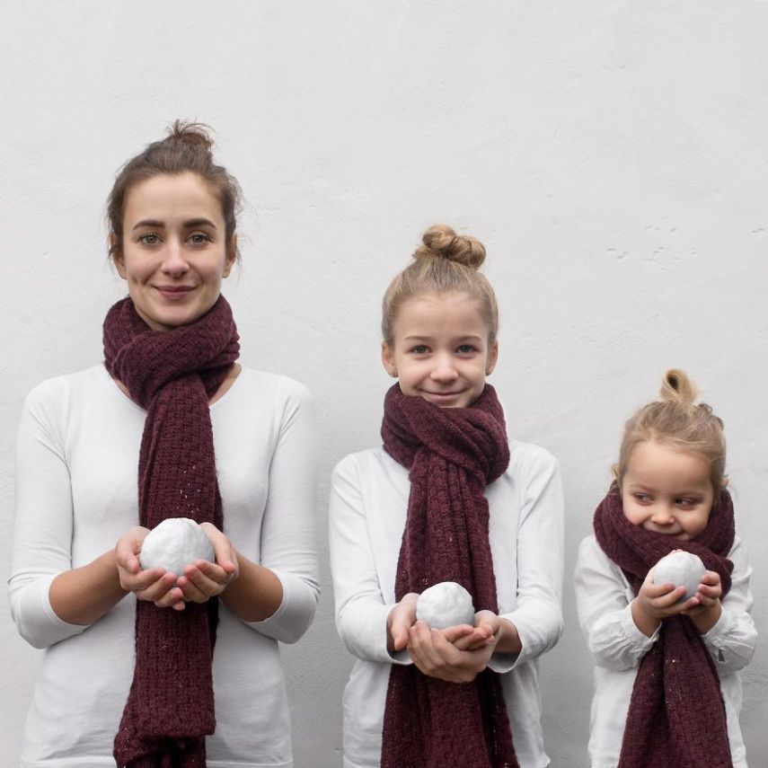 Dominique, Penny e Amelia dão um show de fofura na internet com essas poses e looks combinando, quase como gêmeas <3