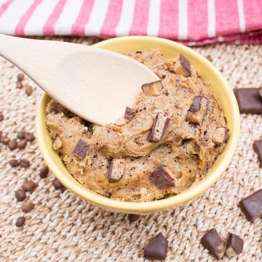 Esse é o refúgio daqueles que não resistem a uma colherada da massa crua de cookie antes de ligar o forno. Tem de confeitos coloridos, chocolate, baunilha, massa de brownie... Hum!