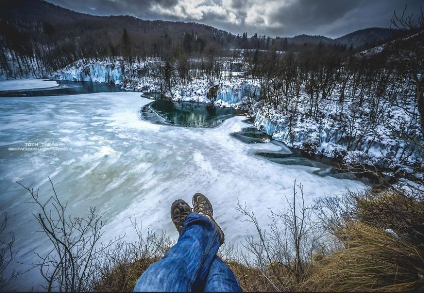 No inverno, nem mesmo as quedas d'água de Plitvice resistem às baixas temperaturas. Espetáculo da natureza!