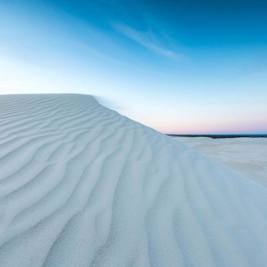 Tom Rex Jessett é um fotógrafo da Nova Zelândia que passou nove meses viajando pela Austrália e tirou fotos impressionantes