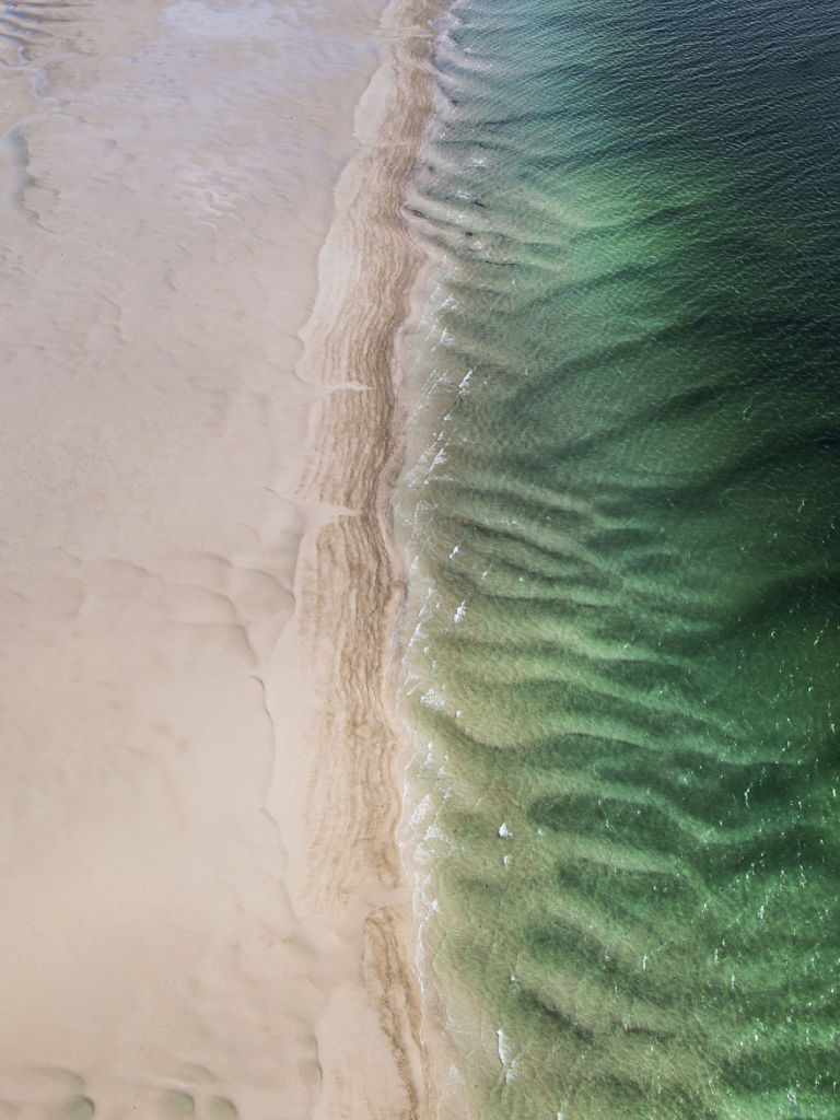 Tom Rex Jessett é um fotógrafo da Nova Zelândia que passou nove meses viajando pela Austrália e tirou fotos impressionantes