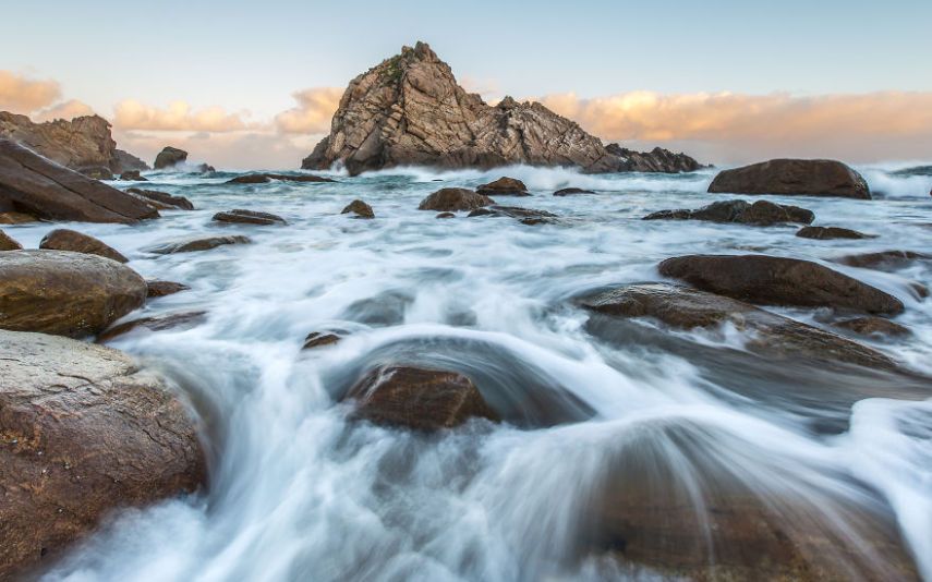 Tom Rex Jessett é um fotógrafo da Nova Zelândia que passou nove meses viajando pela Austrália e tirou fotos impressionantes