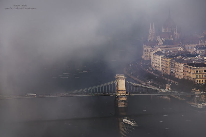 Fotógrafo passou 4 anos registrando fenômeno raro na capital da Hungria 