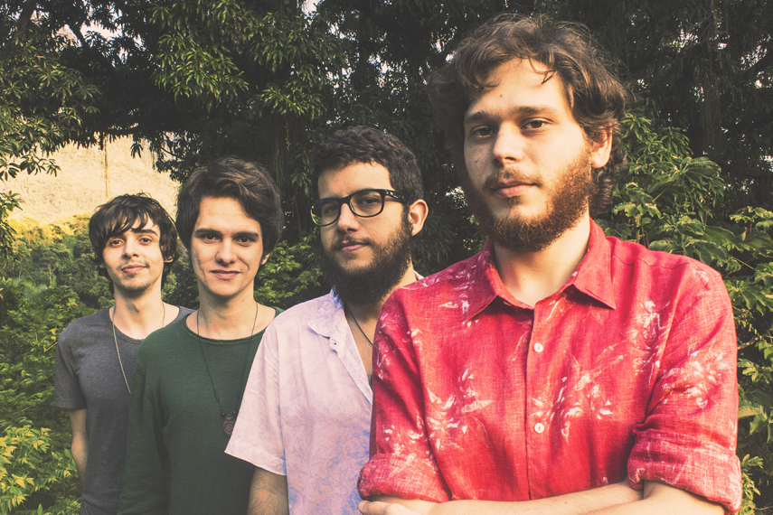 Sábado, 25 de março. Palco Onix 13h10