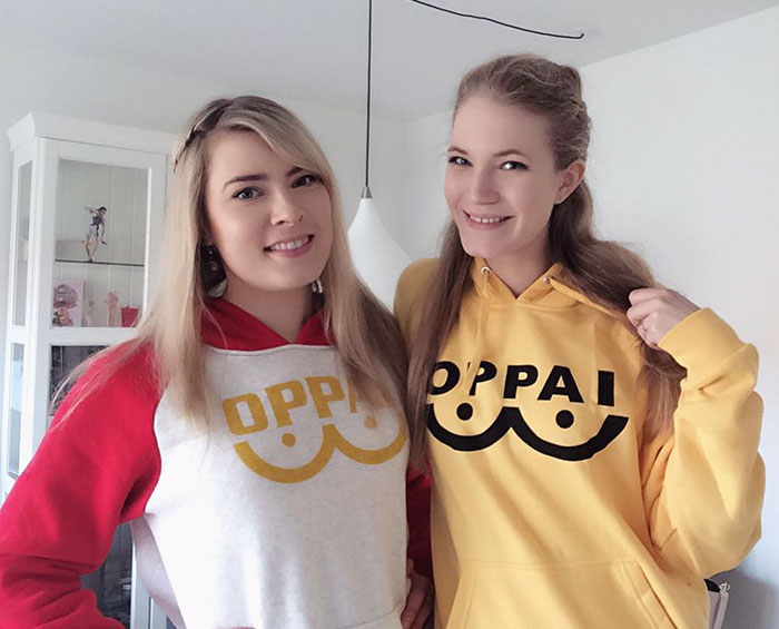 Carina e Soerine são dinamarquesas, cosplayers e apaixonadas. Se liga no casamento e nas fantasias mais legais que elas já fizeram!