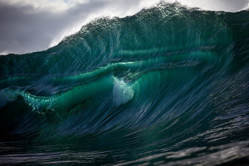 Warren Keelan é especialista em fotografar ondas 