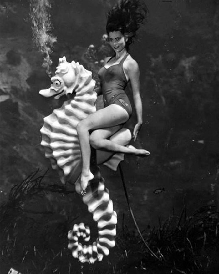 Pin-ups subaquáticas nos anos 30