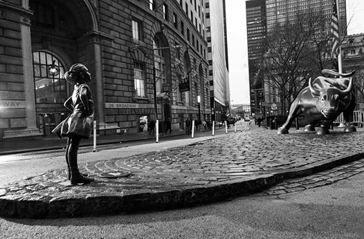 Garota Destemina, nova estátua de Wall Street