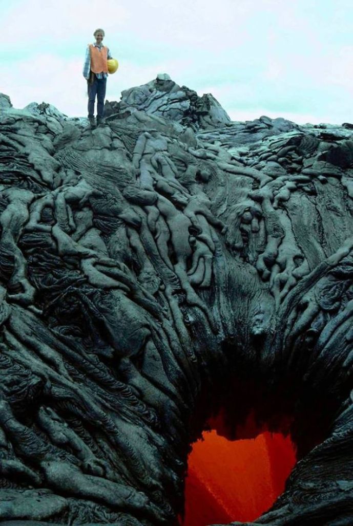 Lava vulcânica parece ter formado corpos humanos em uma imagem dantesca