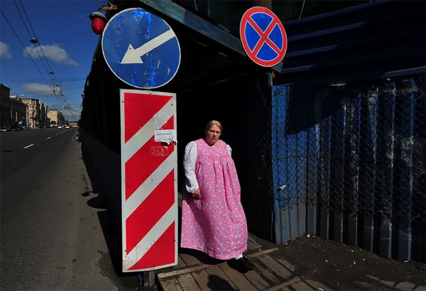 O fotógrafo Alexander Petrosyan passou alguns anos descobrindo e documentando as variadas camadas de São Petersburgo, na Rússia