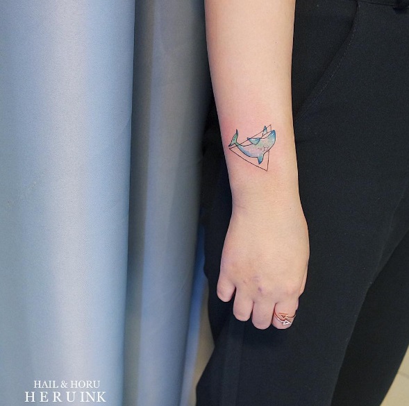 Siga @horu_tattoo no Instagram