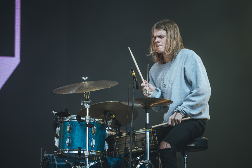 Banda da MØ no Lollapalooza 2017