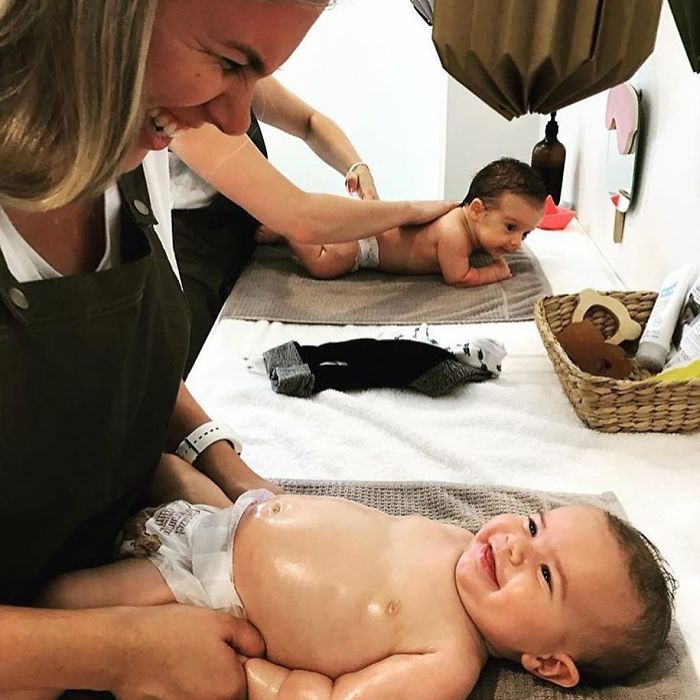 Baby Spa Perth, na Austrália, oferece hidroterapia e massagem exclusivamente para clientes menores de 6 meses de vida