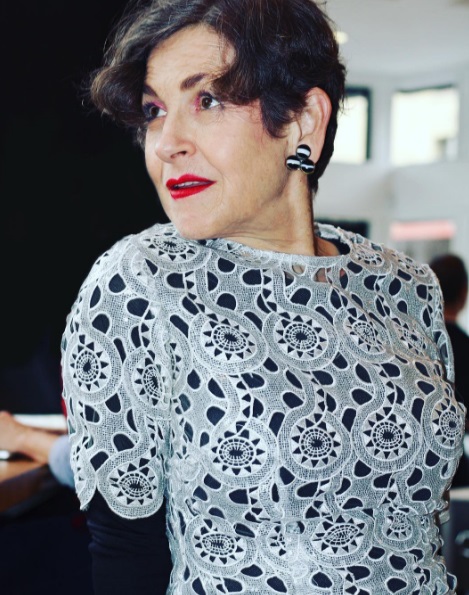 Tziporah Salamon é professora, modelo e ícone fashion. Ela faz sucesso no Instagram (@tziporahsalamon) aos 67 anos