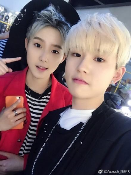 FFC-Acrush: boy band da China é formada por cinco garotas andróginas