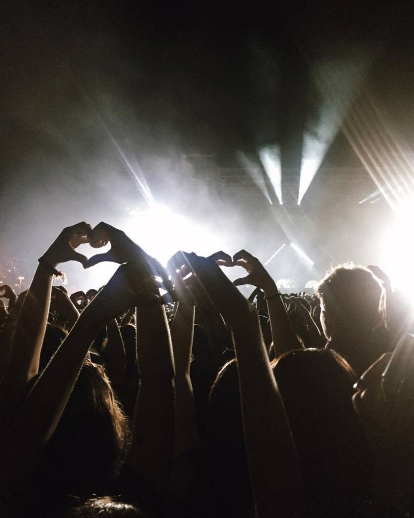 Estreia da Purpose Tour, de Justin Bieber, no Brasil, segundo o público