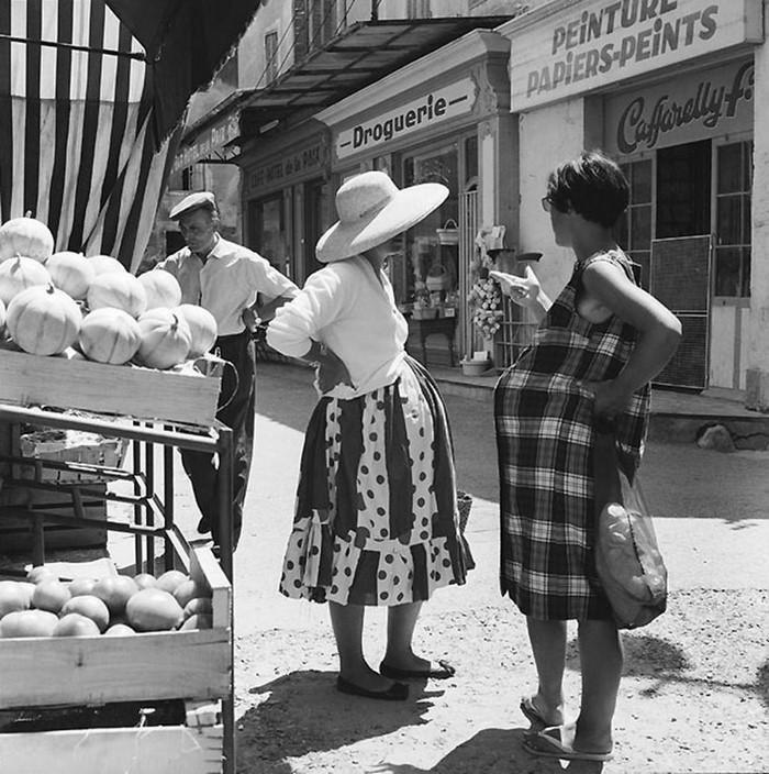 René Maltête registrava o estilo de rua de Paris com cliques irônicos e divertidos, tudo na base da câmera analógica