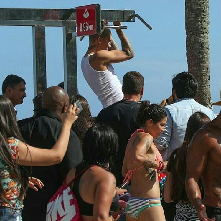 Estreia da Purpose Tour, de Justin Bieber, no Brasil, segundo o público