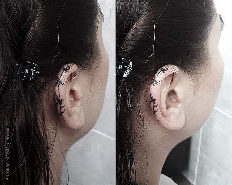 Flores, formas geométricas, corações... Vejas ideias discretas para tatuar as orelhas