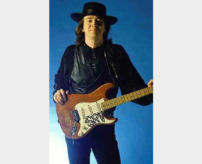 Valor: $623,500. Em 1980, a esposa do guitarrista de blues Stevie Ray Vaughan o presenteou com o instrumento, fabricado em 1965. Ele a chamava de Lenny, mesmo nome de sua mulher. 