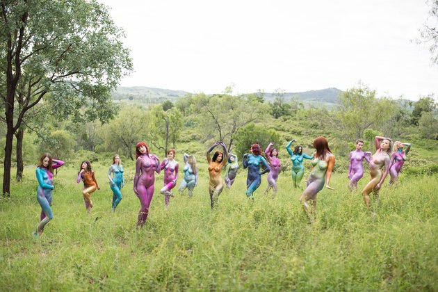 Encontro anual tem como objetivo celebrar a diversidade de formas e silhuetas das mulheres. Todas são mais que bem-vindas!