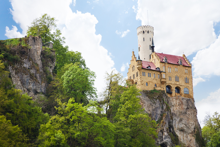 Castelo de Lichtenstein retrata história, arte e arquitetura medievais