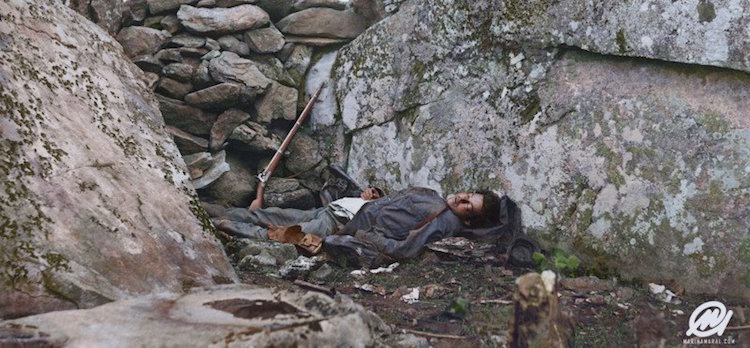 Artista brasileira de 21 anos retoca fotos históricas e ganha destaque mundial