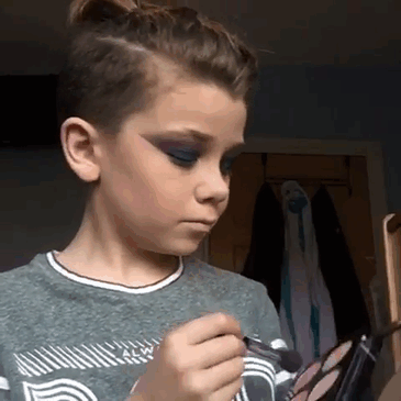 Jack, de apenas 10 anos, dá um show de talento nas redes sociais