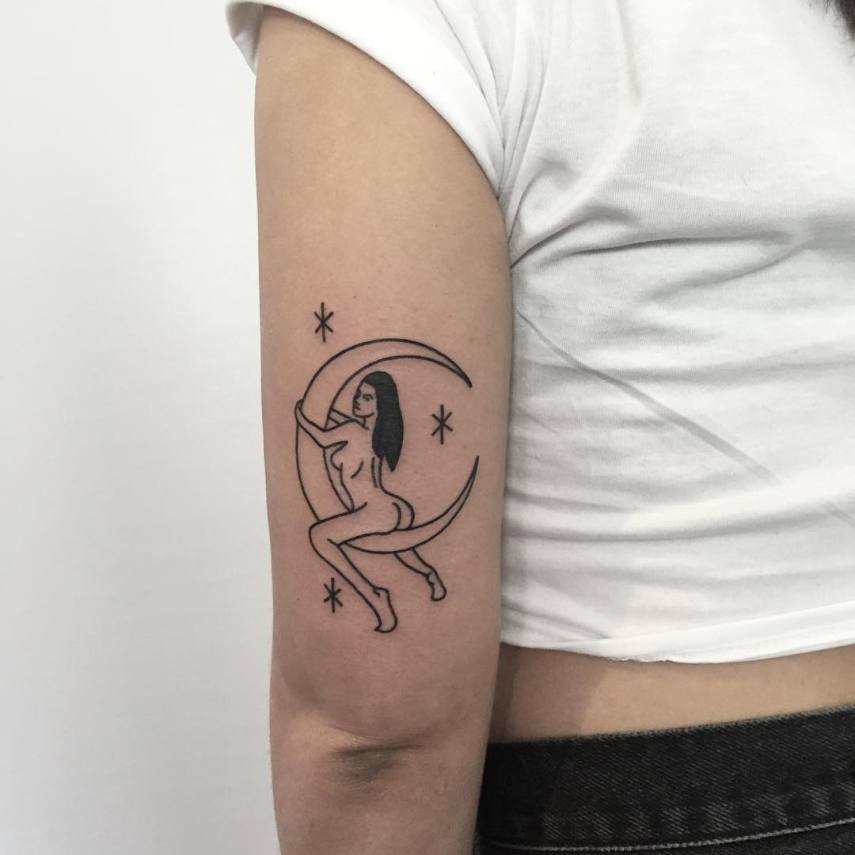 Arte do tatuador canadense mescla sensualidade e discrição na medida certa