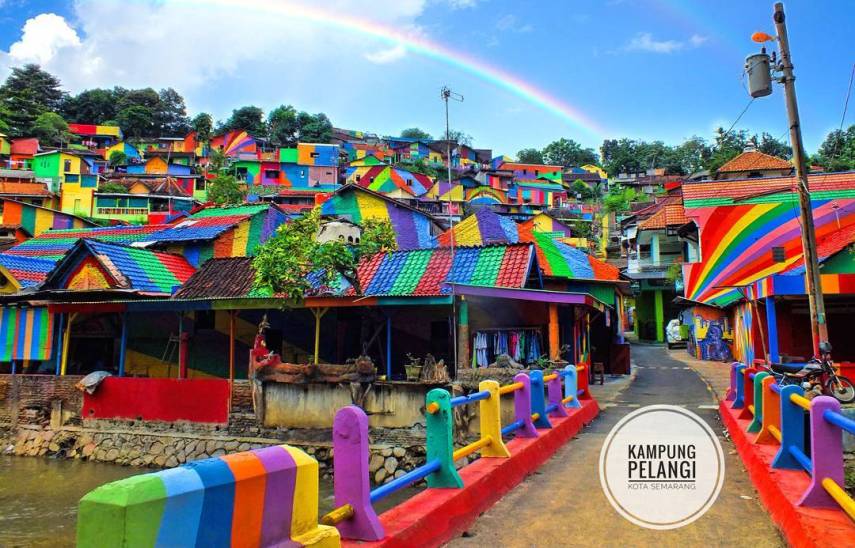 Kampung Pelangi, na Indonésia, é uma das vilas mais coloridas e charmosas do mundo