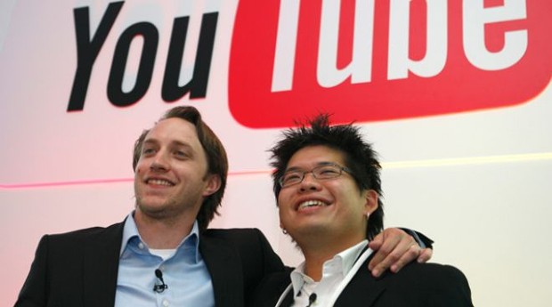 Em 2005, Chad Hurley e Steve Chen, então com 27 e 25 anos, criaram um programa para compartilhar vídeos, o YouTube. Cerca de 20 meses depois, a invenção foi comprada por US$ 1,65 bilhão pelo Google.
