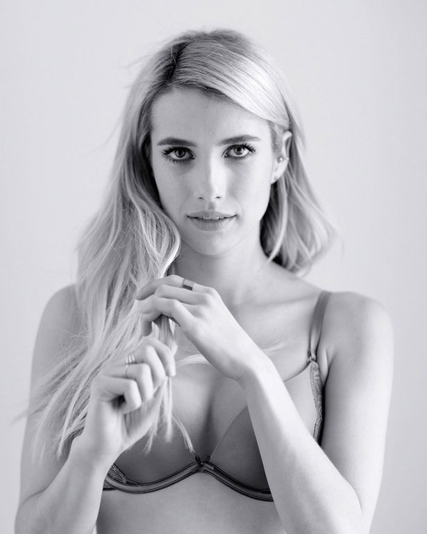 Emma Roberts disse a W Magazine afirmou que não quer tirar a roupa para uma cena no cinema. 