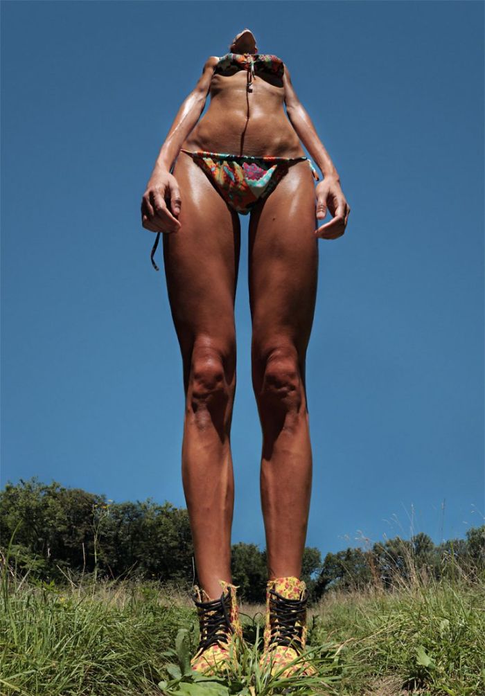 Roger Weiss lançou a série Human Dilatations, que reúne 250 fotos que mostram como o corpo feminino é fragmentado e se remonta a todo instante
