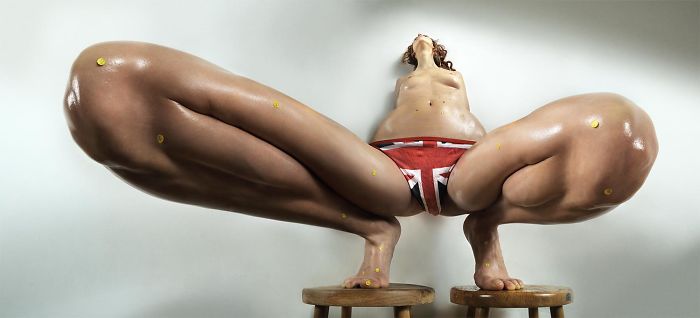 Roger Weiss lançou a série Human Dilatations, que reúne 250 fotos que mostram como o corpo feminino é fragmentado e se remonta a todo instante