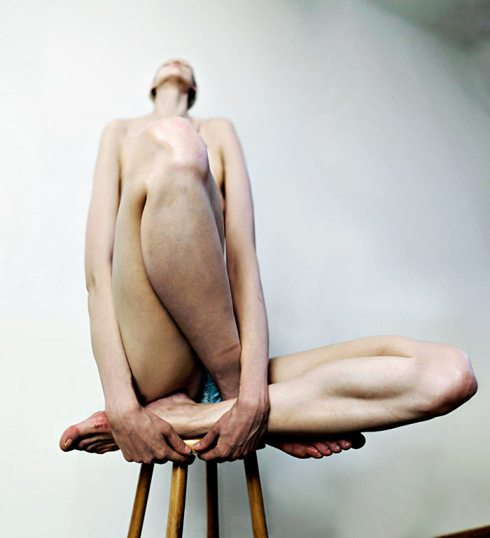 Roger Weiss lançou a série Human Dilatations, que reúne 250 fotos que mostram como o corpo feminino é fragmentado e se remonta a todo instante