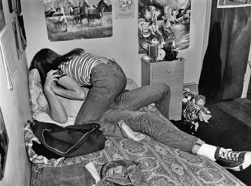 Antes de Joseph Szabo ser um fotógrafo renomado mundialmente, ele foi um professor de Ensino Médio na Malverne High School em Long Island, nos Estados Unidos e tirou mutias fotos dos jovens com quem conviveu