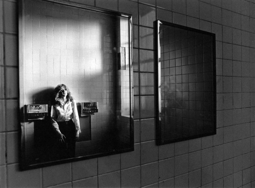 Antes de Joseph Szabo ser um fotógrafo renomado mundialmente, ele foi um professor de Ensino Médio na Malverne High School em Long Island, nos Estados Unidos e tirou mutias fotos dos jovens com quem conviveu