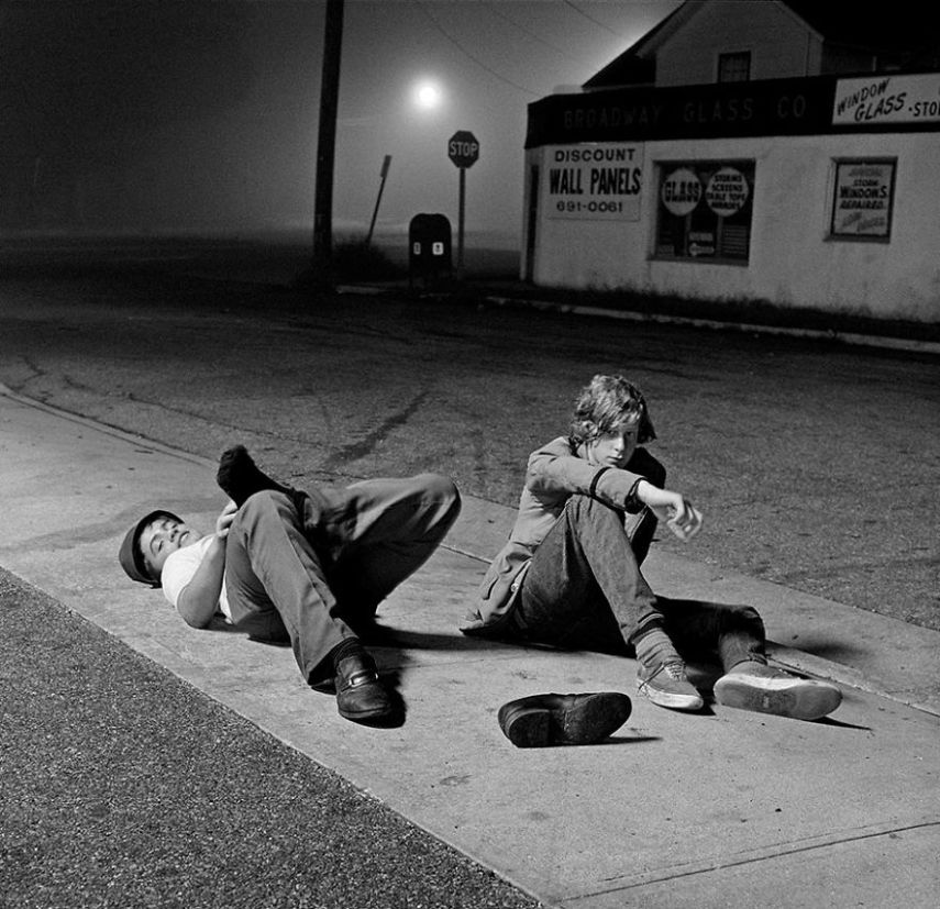 Antes de Joseph Szabo ser um fotógrafo renomado mundialmente, ele foi um professor de Ensino Médio na Malverne High School em Long Island, nos Estados Unidos e tirou mutias fotos dos jovens com quem conviveu