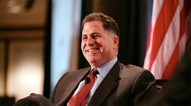 Michael Dell fundou sua empresa em 1984, quando tinha 19 anos e US$ 1 mil no bolso. Começou a vender os computadores que ele mesmo montava em seu alojamento na Universidade do Texas, Estados Unidos.