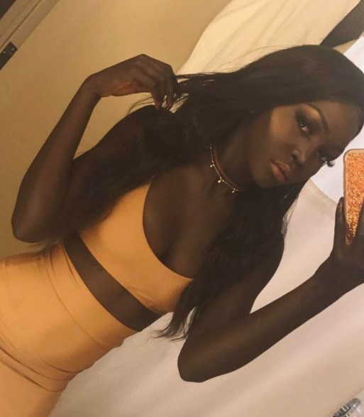 Para acompanhar a modelo no Instagram, é só seguir @queenkim_nyakim