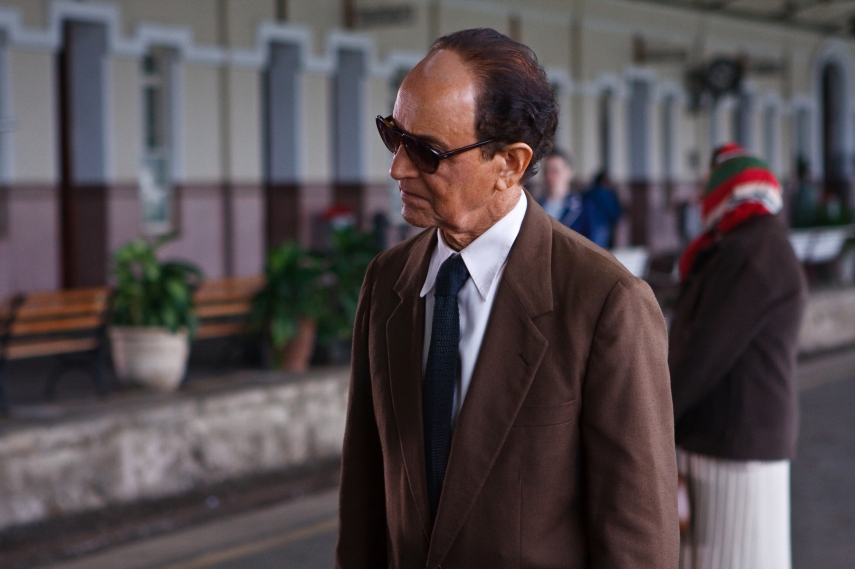 Nelson Xavier como Chico Xavier