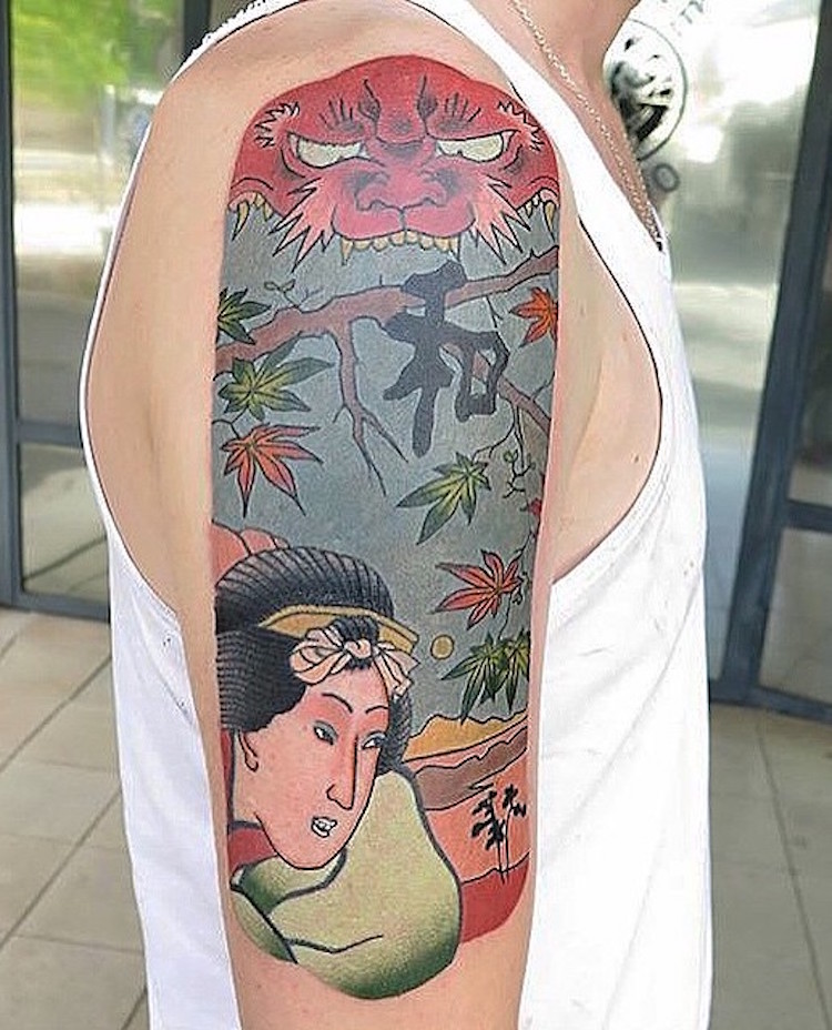 Arte de impressão em blocos de madeira inspira trabalho de tatuador francês