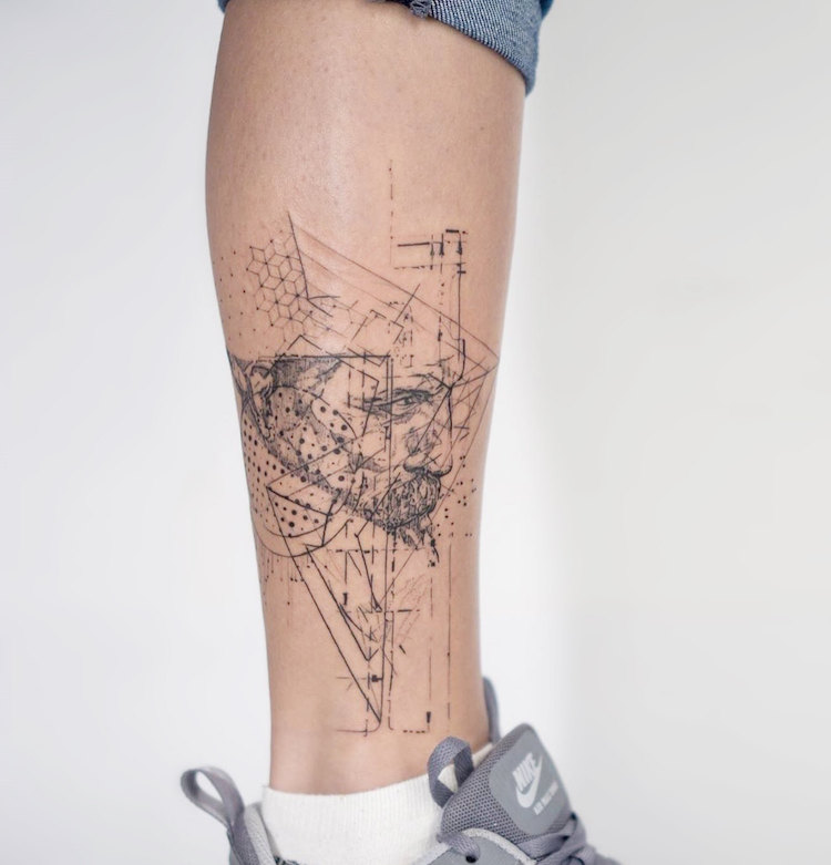 Tatuador londrino Mowgli cria desenhos abstratos e incríveis que mais parecem rascunhos. Curtiu?