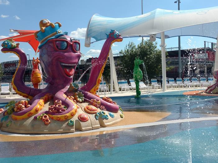 Foi inaugurado em San Antonio, Texas, nos Estados Unidos, um parque 100% adaptado e pensando para pessoas com necessidades especiais. O local se chama Morgan's Inspiration Island e é um parque aquático para que crianças e adultos possam se divertir!