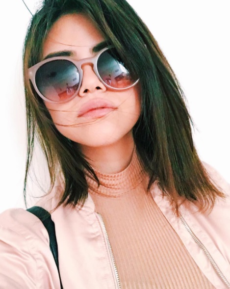 A mexicana Sofia Solares é sósia da cantora Selena Gomez, mas que também é um pouquinho parecida com Maisa Silva