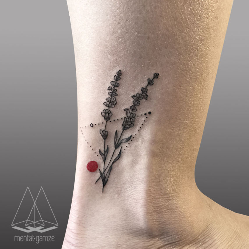 Artista cria tattoos incríveis com marca registrada: o círculo vermelho