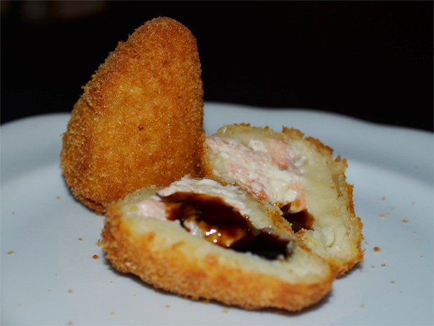 Coxinha de hot roll