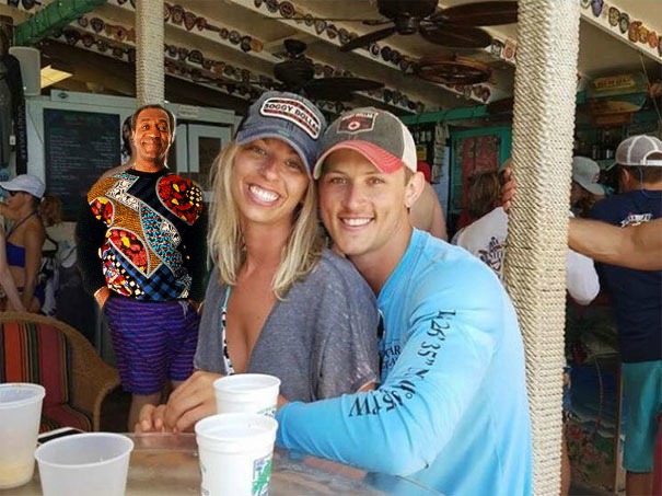 Casal pede Photoshop de homem sem camisa e vira meme